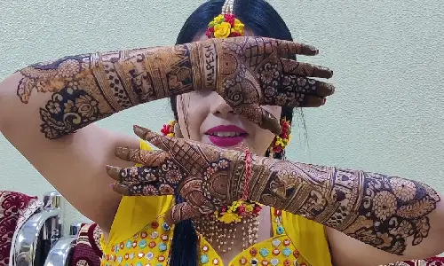 Hastshilpi Mehandi